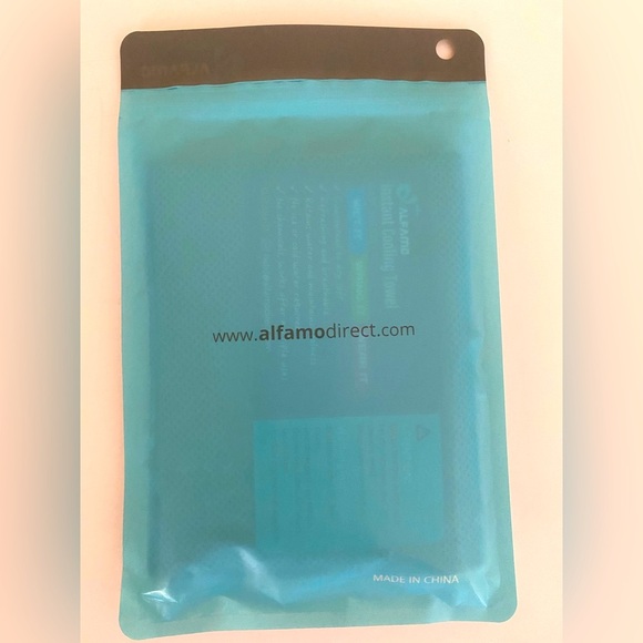 NEW ALFAMO Instant Cooling Towel for Sports, Workouts, Exercise, Yoga Versatile - Picture 4 of 5